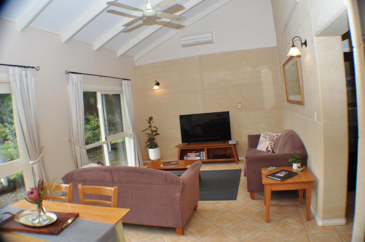 Big Brook Retreat Villa Pemberton Dış mekan fotoğraf